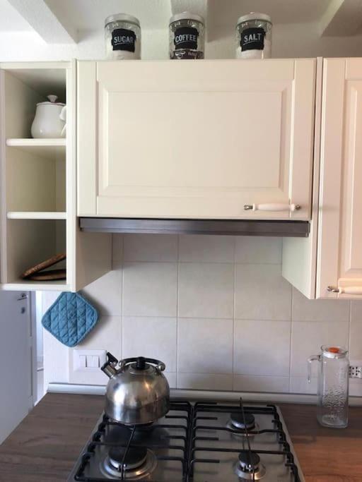 La Casa Novella, A 450 Metri Dal Mare Apartment โมเนเลีย ภายนอก รูปภาพ